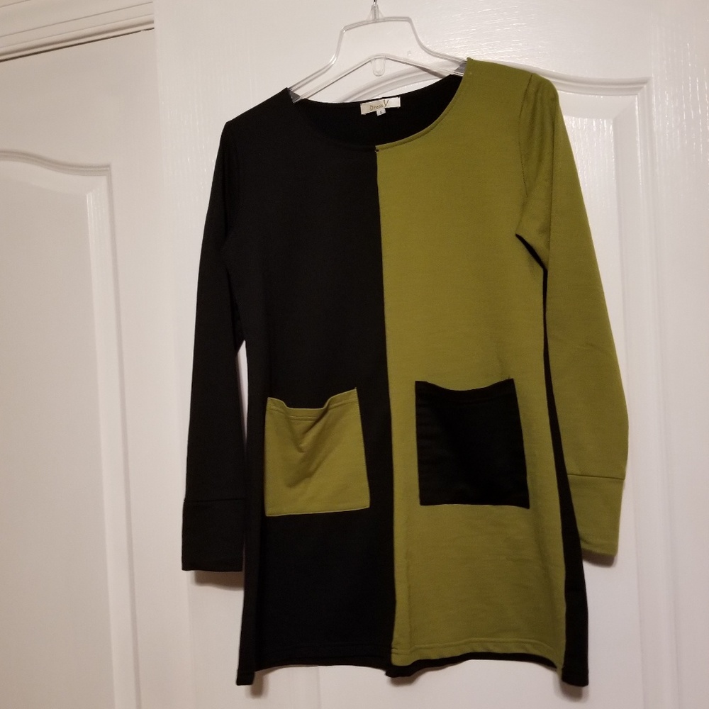 Color blocked mini dress